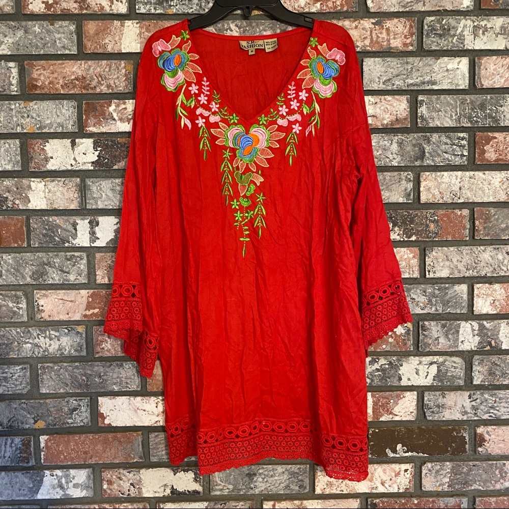 S.R. Fashion red tunic top/dress with floral embroidery, M